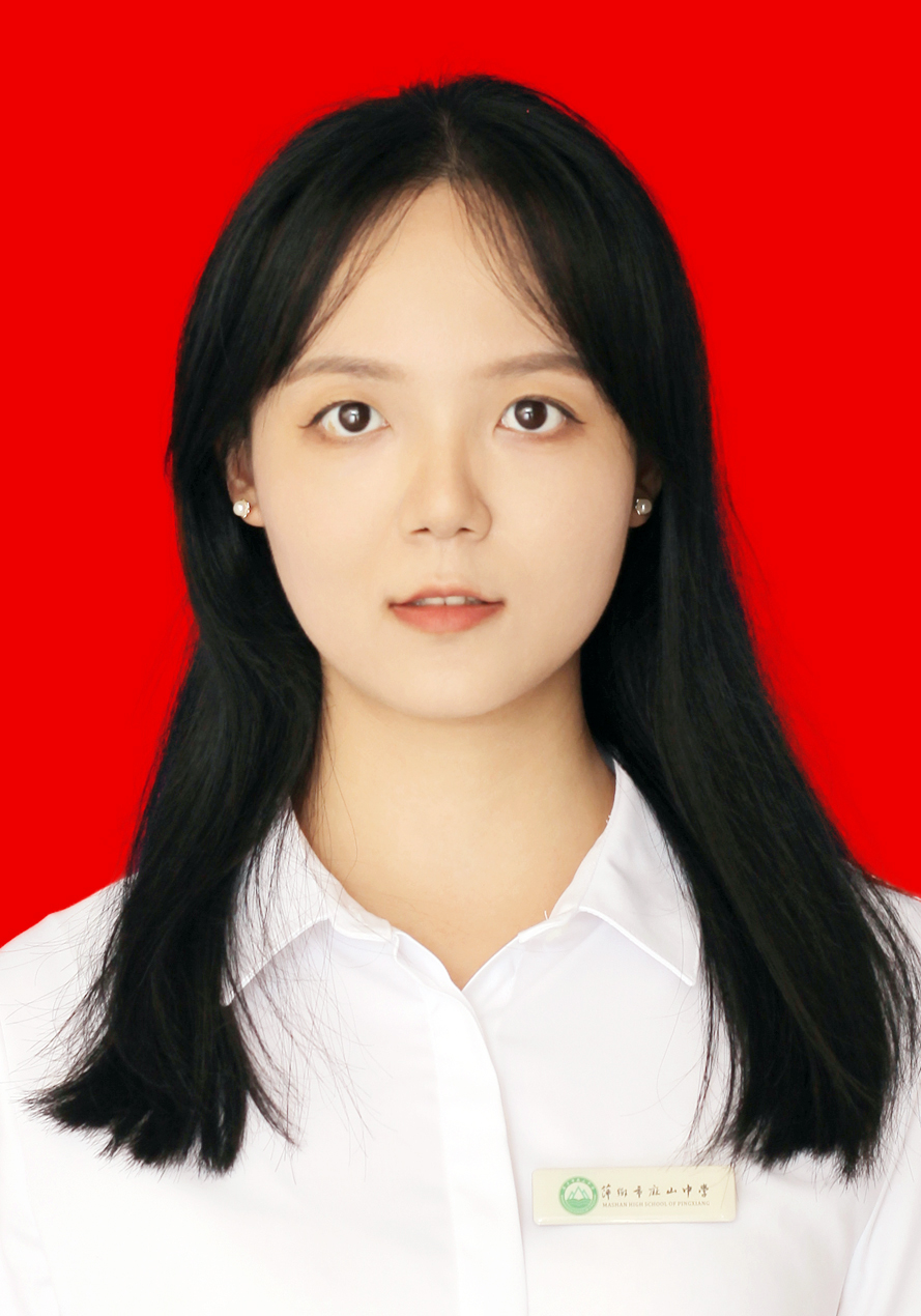 英语教师 柳杨伊俊